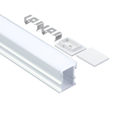 Profilo LED in alluminio montato su superficie satinata con diffusore PC per strisce luminose a LED