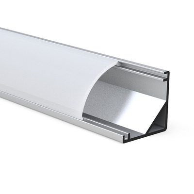 Profili nero dell'angolo LED materiale della lega di alluminio di 16MM x di 16MM per la striscia del LED